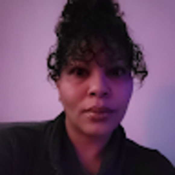 Meet your Posher, Jessica - Picture 1 of 1